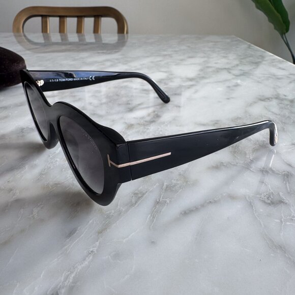 TOM FORD Toni Cat-Eye Sunglasses - Picture 2 of 6
